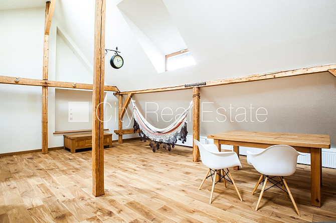 Fasādes māja, vieta automašīnai, kāpņu telpa pēc kosmētiskā remonta, istabas izolētas, Rīga - foto 6