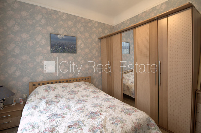 Labiekārtota apzaļumota teritorija, guļamistabu skaits 3 gab., gāzes apkure, restaurēti, Jūrmala - foto 4