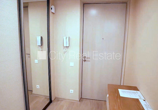 Zeme īpašumā, jaunceltne, pagrabstāvā pieejama noliktava, labiekārtota apzaļumota Jūrmala - foto 16