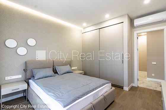 Новостройка, благоустроенная озеленённая территория, закрытый двор, территория Jūrmala