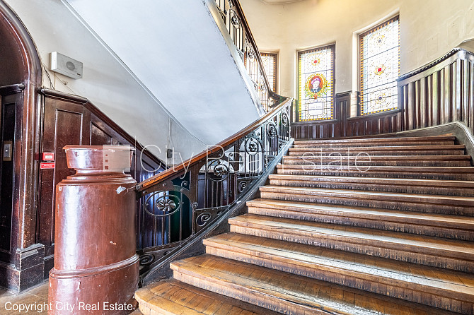 Fasādes māja, ieeja no ielas, ir lifts, logi vērsti uz pagalma pusi, logi vērsti uz ielas pusi, Rīga - foto 20