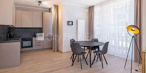 Новостройка, фасадный дом, благоустроенная озеленённая территория, возможность Jūrmala