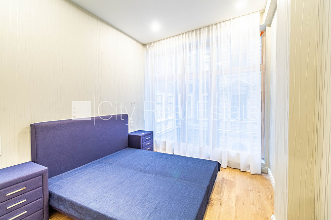 Jaunceltne, slēgts pagalms, ieeja no pagalma, ir lifts, balkons 1,80 m2, logi vērsti uz pagalma Rīga - foto 4