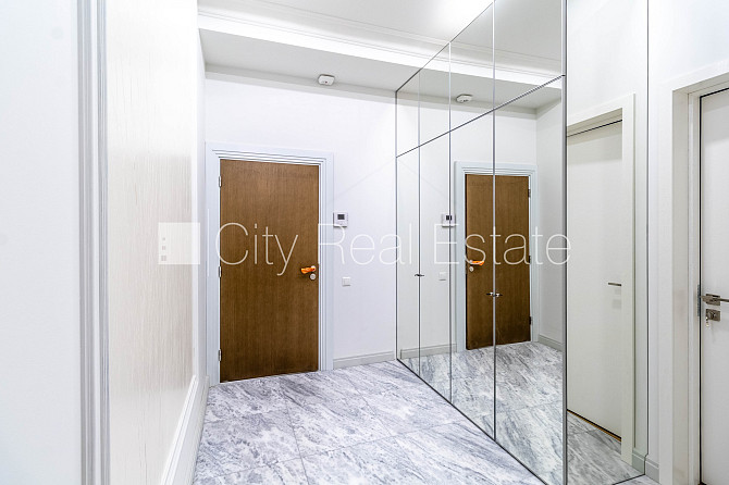 Jaunceltne, slēgts pagalms, ieeja no pagalma, ir lifts, balkons 1,80 m2, logi vērsti uz pagalma Rīga - foto 7