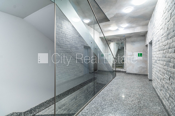 Jaunceltne, slēgts pagalms, ieeja no pagalma, ir lifts, balkons 1,80 m2, logi vērsti uz pagalma Rīga - foto 10