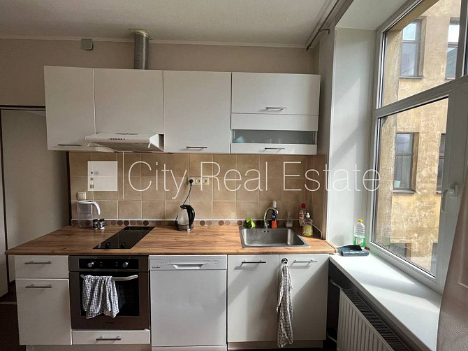 Лифт, окна выходят в обе стороны дома, центральное отопление, раздельный санузел, Рига - изображение 13