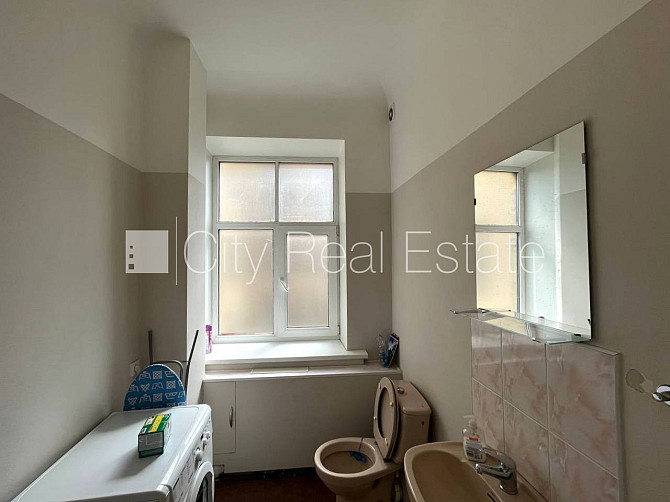 Лифт, окна выходят в обе стороны дома, центральное отопление, раздельный санузел, Рига - изображение 19