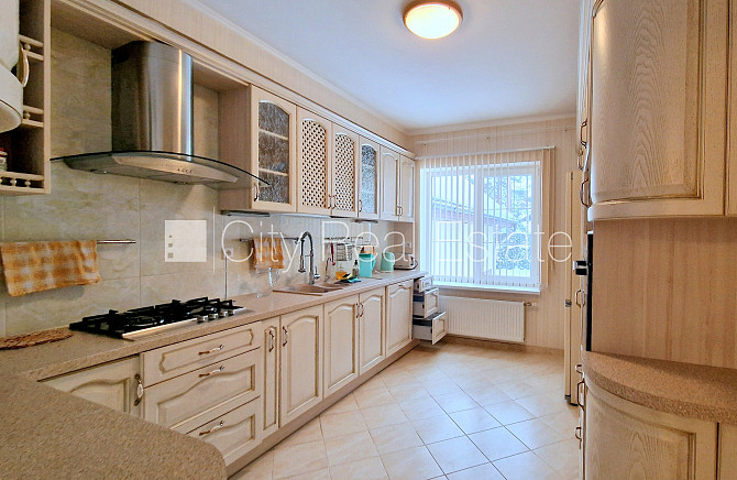 Частный дом, новостройка, благоустроенная озеленённая территория 3557 м2, въездные Юрмала - изображение 16