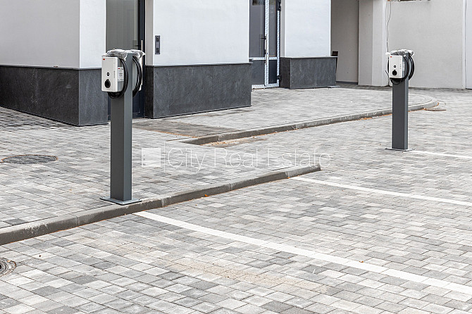 Фасадный дом, реновированный дом, благоустроенный озеленённый двор, закрытая Рига - изображение 17