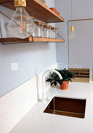 Fasādes māja, renovēta māja, labiekārtota apzaļumota teritorija, iespēja nomāt Rīga - foto 7