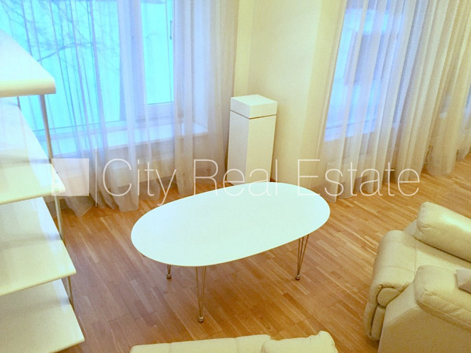 Projekts - Park Side, jaunceltne, fasādes māja, labiekārtots apzaļumots pagalms, slēgts Rīga - foto 16