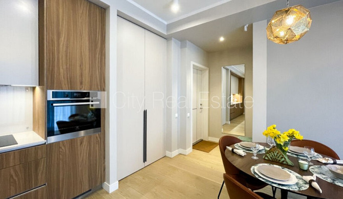 Jaunceltne, labiekārtota apzaļumota teritorija, vieta automašīnai, pazemes autostāvvieta, ir Rīga - foto 13