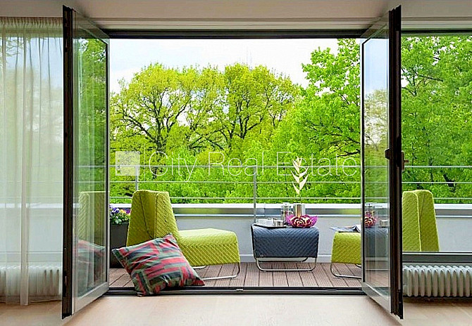 Fasādes māja, renovēta māja, labiekārtota apzaļumota teritorija, iespēja nomāt pazemes Rīga - foto 4