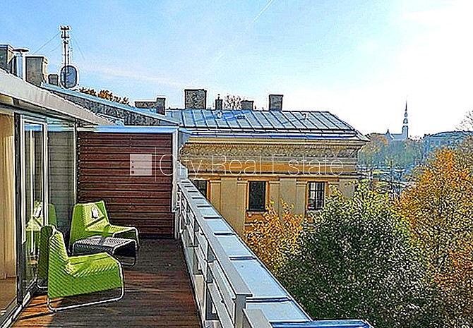 Fasādes māja, renovēta māja, labiekārtota apzaļumota teritorija, iespēja nomāt pazemes Rīga - foto 5