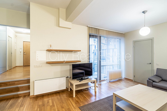 Projekts - Kalpaka Residence, renovēta māja, iežogota teritorija, ieeja no ielas, ir lifts, Rīga - foto 6