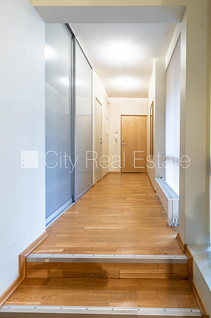 Projekts - Kalpaka Residence, renovēta māja, iežogota teritorija, ieeja no ielas, ir lifts, Rīga - foto 7