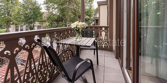 Новостройка, фасадный дом, благоустроенная озеленённая территория, подземная Юрмала - изображение 20