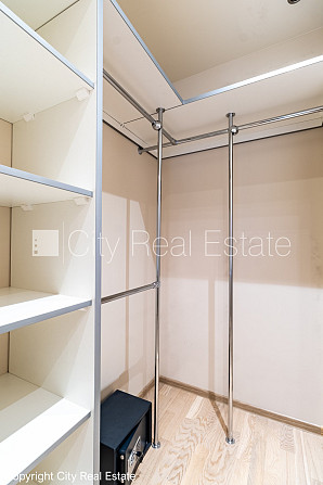 Projekts - De Luxe, jaunceltne, labiekārtota apzaļumota teritorija, bruģēts piebraucamais Rīga - foto 14