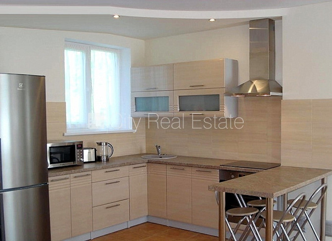 Dvīņu māja, jaunceltne, labiekārtota apzaļumota teritorija, bruģēts piebraucamais ceļš, Jūrmala - foto 10