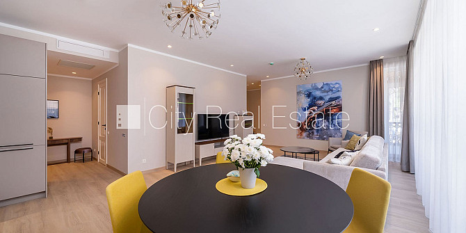 Новостройка, фасадный дом, зеленая территория, благоустроенная озеленённая Юрмала - изображение 2