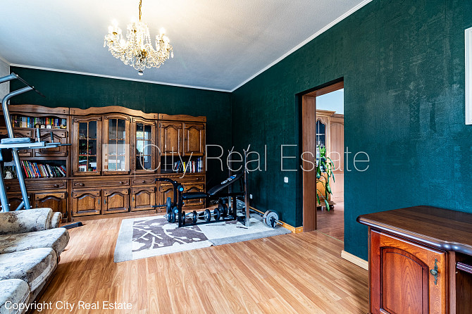 Реновированный дом, стены из керамзитных блоков, благоустроенная озеленённая Юрмала - изображение 3