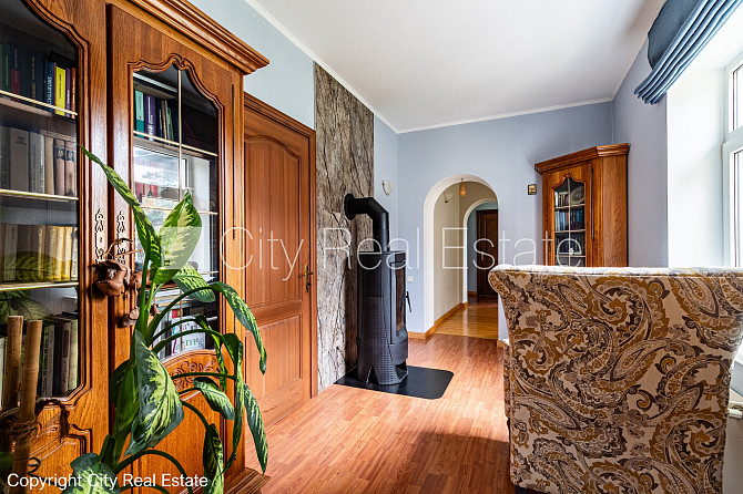 Реновированный дом, стены из керамзитных блоков, благоустроенная озеленённая Юрмала - изображение 7