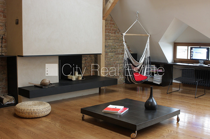 Фасадный дом, мансарда, лестничная клетка после капитального ремонта, Рига - изображение 4