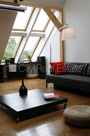 Фасадный дом, мансарда, лестничная клетка после капитального ремонта, Рига - изображение 6