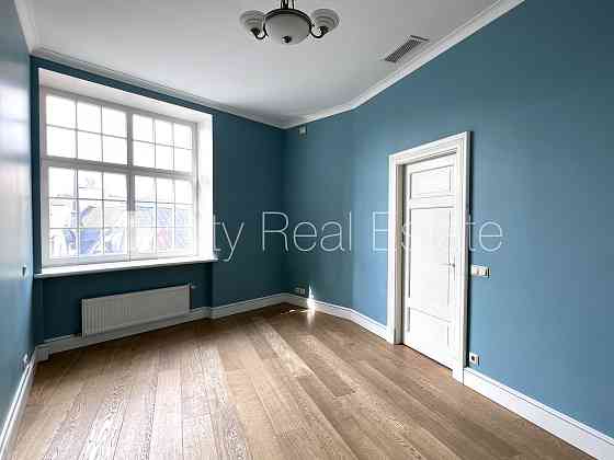 Дом во дворе, реновированный дом, закрытая территория, вход со двора, лифт, Рига