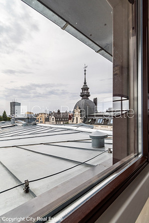 Фасадный дом, реновированный дом, закрытый двор, подземная стоянка, вход с улицы, Рига - изображение 19