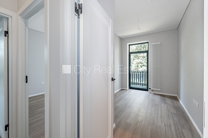 Jaunceltne, labiekārtota apzaļumota teritorija, bruģēts piebraucamais ceļš, teritorijas Jūrmala - foto 12