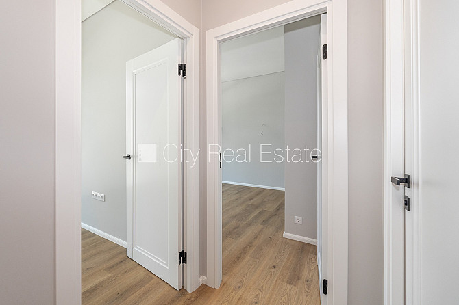 Jaunceltne, labiekārtota apzaļumota teritorija, bruģēts piebraucamais ceļš, teritorijas Jūrmala - foto 8