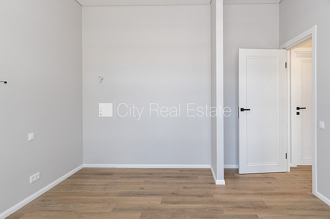 Jaunceltne, labiekārtota apzaļumota teritorija, bruģēts piebraucamais ceļš, teritorijas Jūrmala - foto 12