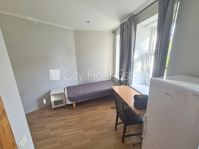 Здание во дворе, реновированный дом, закрытый двор, вход с улицы и со двора, Рига - изображение 6