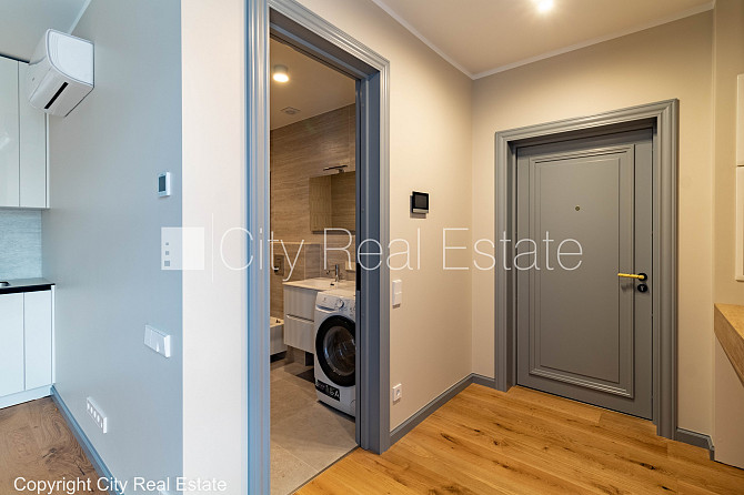 Jaunceltne, pagalma ēka, iespēja nomāt autostāvvietu, pagalmā bērnu spēļu laukums, ir Rīga - foto 12