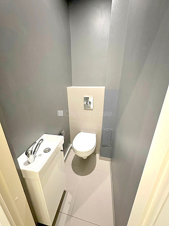 Pagalma māja, bruģēts piebraucamais ceļš, slēgts pagalms, vieta automašīnai, apsargāts Rīga - foto 11