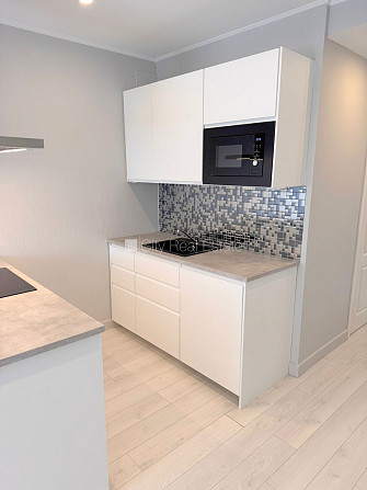 Fasādes māja, renovēta māja, slēgts pagalms, ieeja no ielas un pagalma, kāpņu telpa pēc Rīga - foto 16