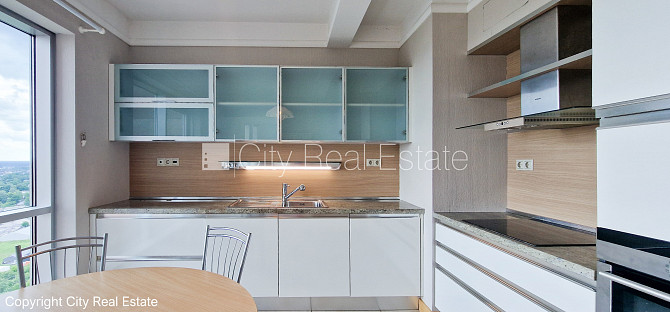 Projekts - Panorama Plaza, jaunceltne, pagalma ēka, labiekārtots apzaļumots pagalms, slēgta Rīga - foto 16