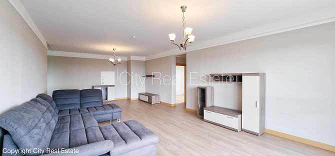 Projekts - Panorama Plaza, jaunceltne, pagalma ēka, labiekārtots apzaļumots pagalms, slēgta Rīga - foto 2