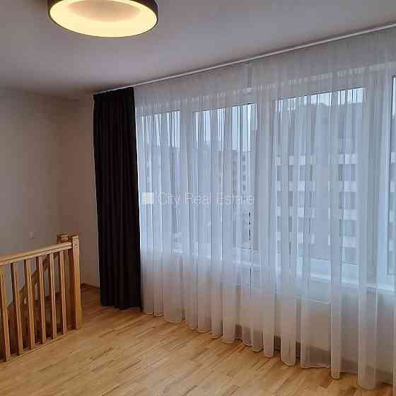 Новостройка, фасадный дом, закрытый двор, возможность аренды парковки, вход с Рига