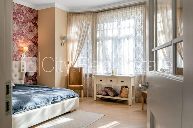 Projekts - Forburga Nams, fasādes māja, renovēta māja, vieta automašīnai, ieeja no ielas, ir Rīga - foto 5