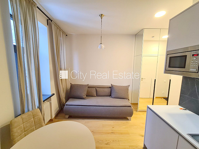 Pagalma ēka, renovēta māja, slēgts pagalms, ieeja no ielas un pagalma, ir lifts, kāpņu telpa Rīga - foto 11