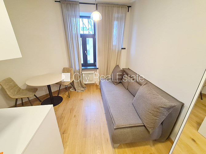 Pagalma ēka, renovēta māja, slēgts pagalms, ieeja no ielas un pagalma, ir lifts, kāpņu telpa Rīga - foto 14