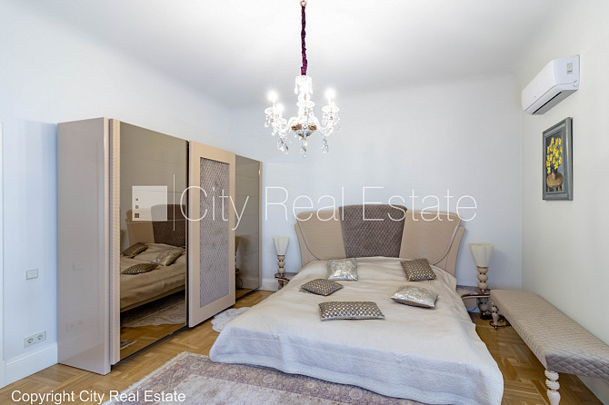 Fasādes māja, renovēta māja, ieeja no ielas un pagalma, guļamistabu skaits 3 gab., istabas Rīga - foto 18