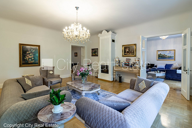 Fasādes māja, renovēta māja, ieeja no ielas un pagalma, guļamistabu skaits 3 gab., istabas Rīga - foto 2