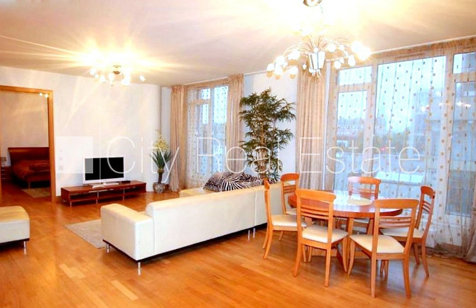 Проект - Centra Nams (Центра Намс), новостройка, благоустроенный озеленённый двор, Рига - изображение 12