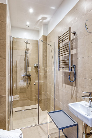 Jaunceltne, fasādes māja, zaļā teritorija, iespēja nomāt autostāvvietu, pazemes Jūrmala - foto 5