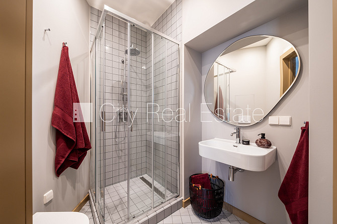 Projekts - Place 4, fasādes māja, renovēta māja, ir lifts, kāpņu telpa pēc kapitālā Rīga - foto 13