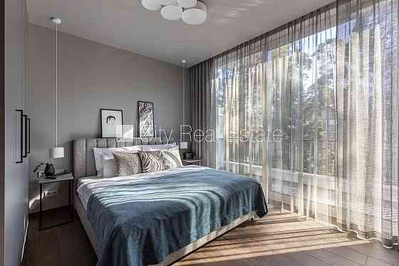 Эта квартира сдается в аренду посуточно (краткосрочная аренда), стоимость аренды Jūrmala