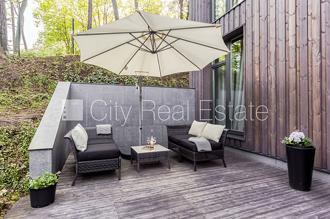 Новостройка, благоустроенный озеленённый двор, место для машины, подземная Юрмала - изображение 3